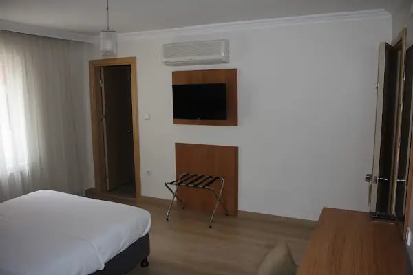 City Hotel - Resim 11