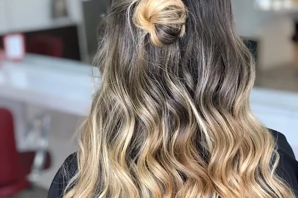 Almore Hair Saloon & hasret coıffeur - Resim 16