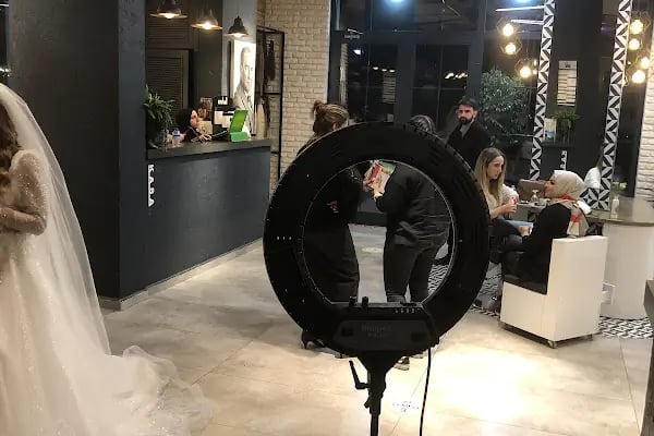 Almore Hair Saloon & hasret coıffeur - Resim 15