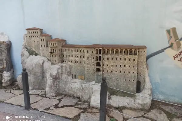 Suna & İnan Kıraç Kaleiçi Müzesi / Kaleici Museum - Resim 1
