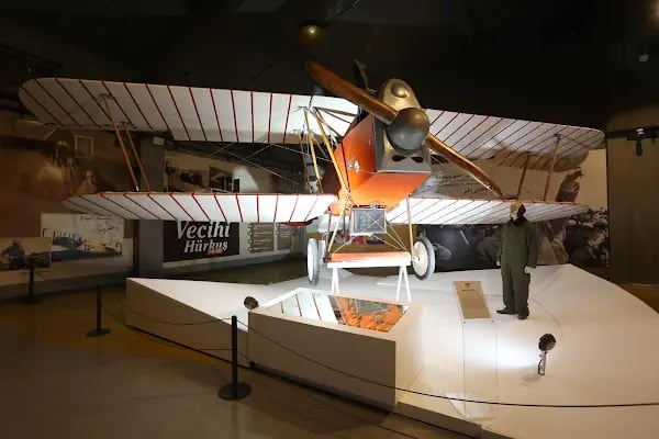 Suna & İnan Kıraç Kaleiçi Müzesi / Kaleici Museum - Resim 11