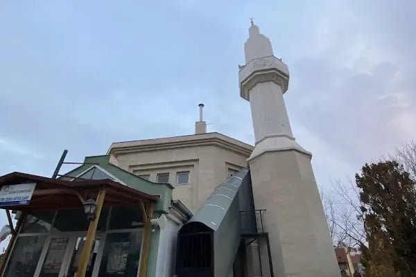 Zehra Hatun Cami - Resim 1