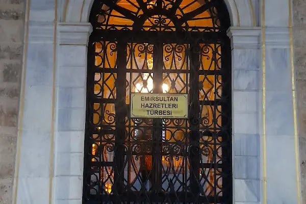 Emir Sultan Camii - Resim 10