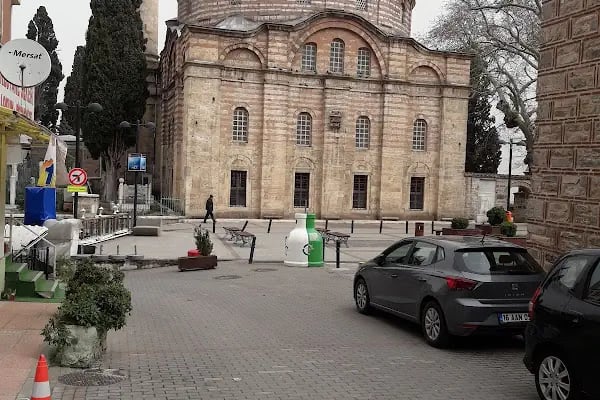 Emir Sultan Camii - Resim 13