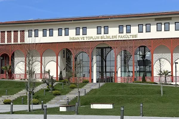 İbn Haldun Üniversitesi - Resim 4