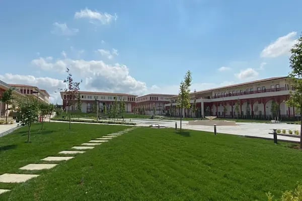 İbn Haldun Üniversitesi - Resim 2