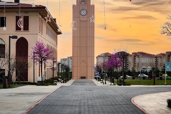 İbn Haldun Üniversitesi - Resim 7