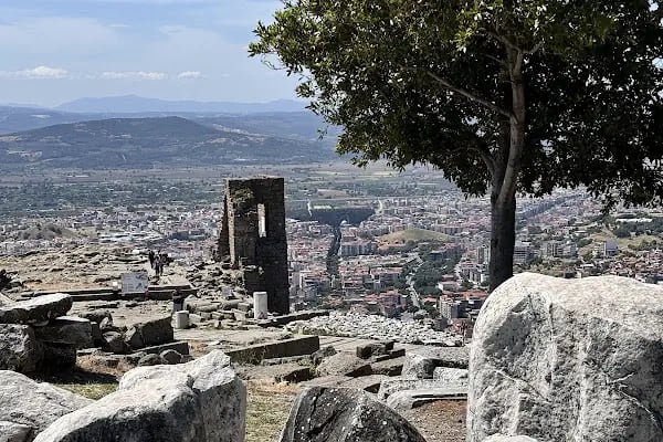 Pergamon Kütüphanesi - Resim 12