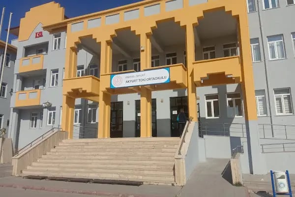 Akyurt Toki Ortaokulu - Resim 1
