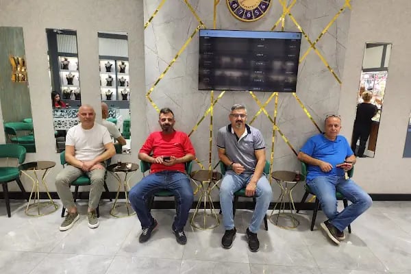Saray kuyumculuk turgut özal şubesi - Resim 4