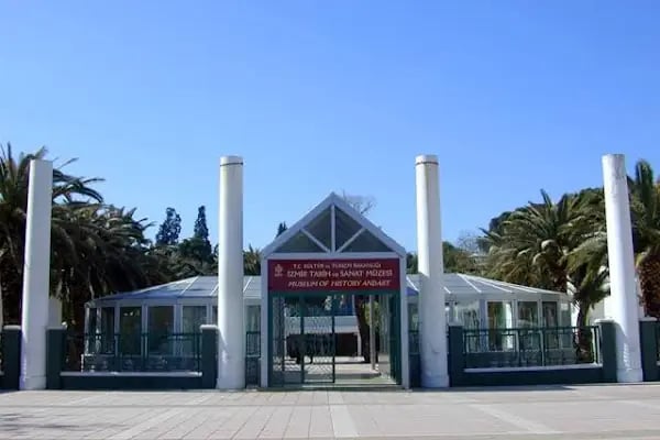 T.C. Kültür ve Turizm Bakanlığı İzmir Tarih ve Sanat Müzesi/ Museum Of History And Art - Resim 3