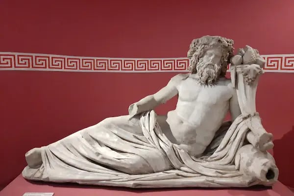 T.C. Kültür ve Turizm Bakanlığı İzmir Tarih ve Sanat Müzesi/ Museum Of History And Art - Resim 2