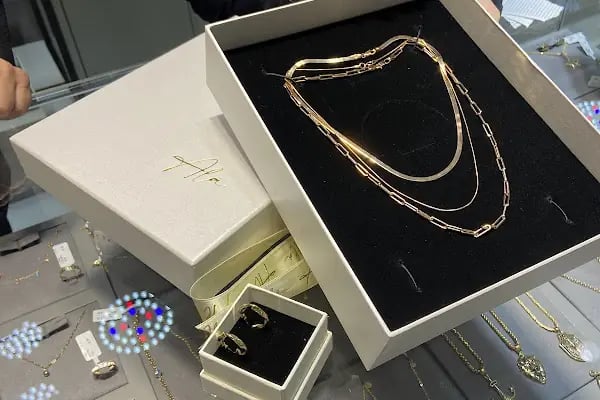 D DIAMOND EXCLUSIVE - AKASYA AVM - Resim 4