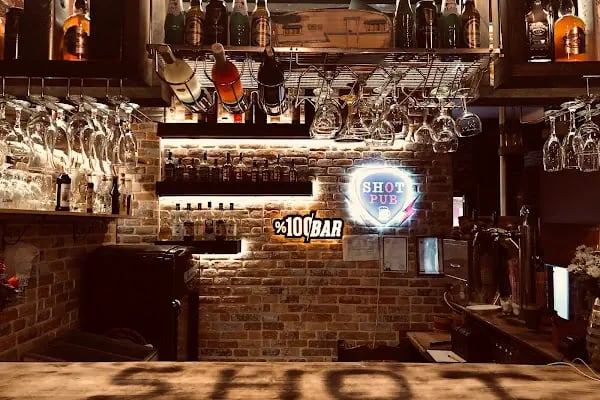 SHOT PUB - Resim 2