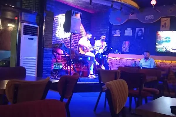 SHOT PUB - Resim 4