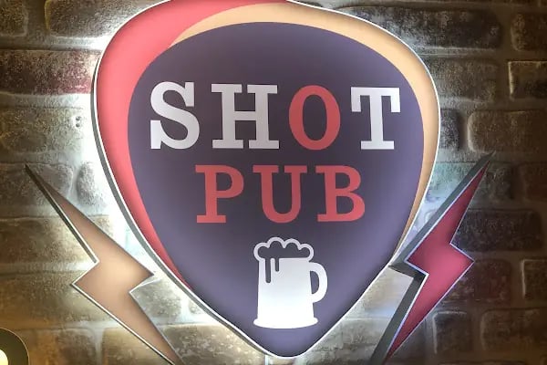 SHOT PUB - Resim 6