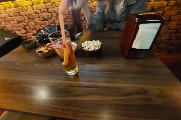 SHOT PUB - Resim 11