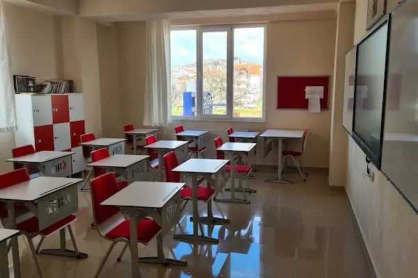 Nazif Tokgöz Başarı Koleji - Resim 2