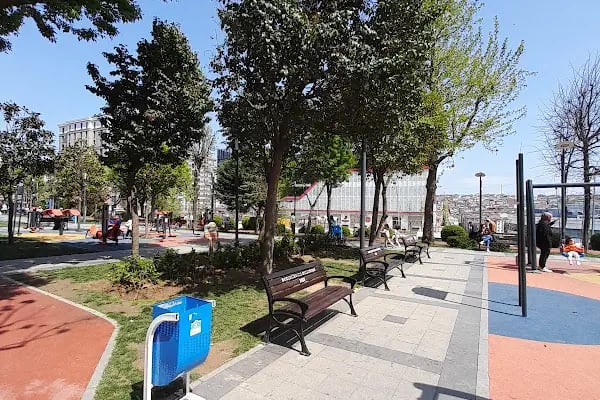 NECMİ TANYOLAÇ PARKI - Resim 17