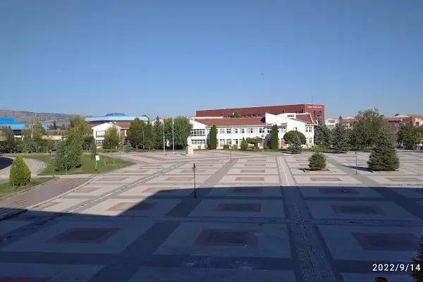 Eskişehir Teknik Üniversitesi Kapalı Spor Salonu - Resim 14