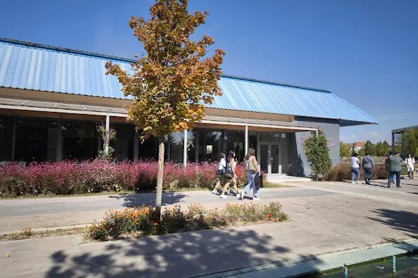 Eskişehir Teknik Üniversitesi Kapalı Spor Salonu - Resim 15