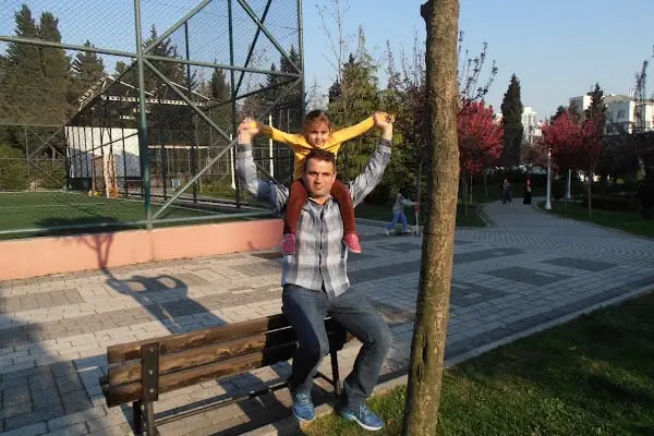 T.C. Bahçelievler Belediyesi Spor Parkı - Resim 13