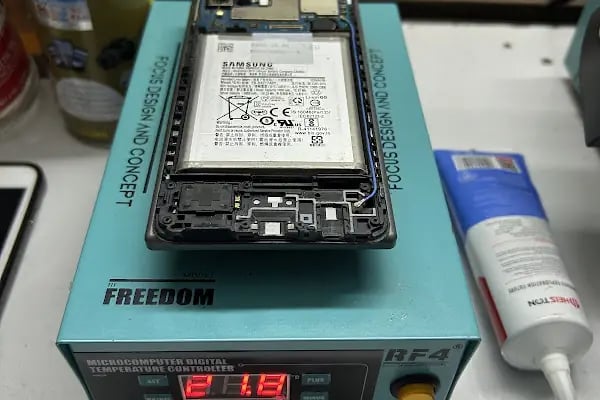 Cumhur İletişim - Telefon Tamircisi ve Servisi - İkinci El Sıfır Telefon Alım Satımı Aksesuar - Resim 10