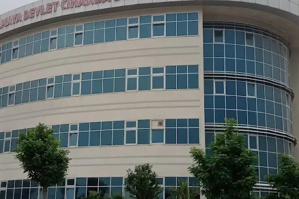 Türkan Özilhan Devlet Hastanesi Semt Polikliniği - Resim 1