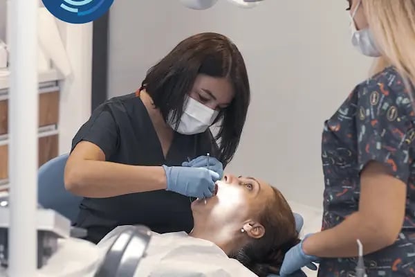 Özel Çukurova Dental Ağız Ve Diş Sağlığı Polikliniği - Resim 18