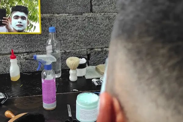 Berber'k Erkek Saç Tasarım Salonu - Resim 3