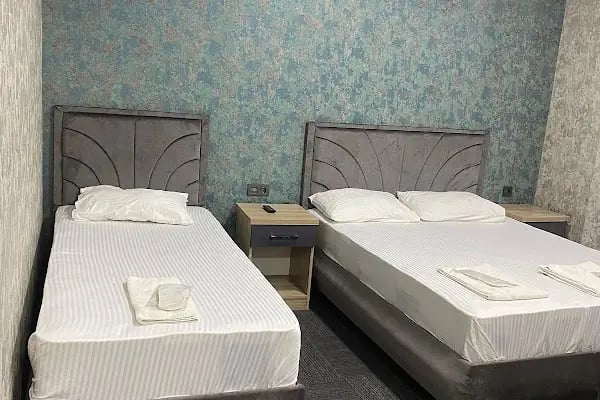 L'isola Guesthouse - Resim 10
