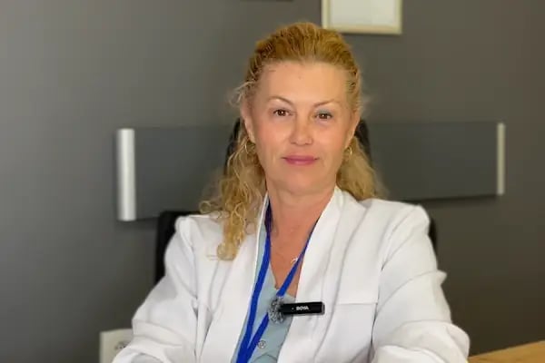 Dr. Meltem Dersan | Saç Ekimi ve Medikal Estetik - Resim 1