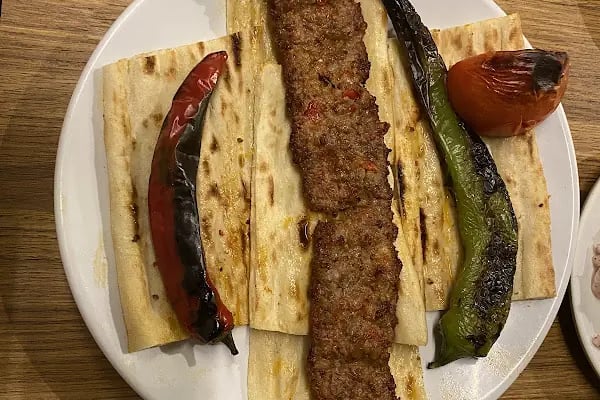 Zeki Usta Kebap Kenanevren Şubesi - Resim 4