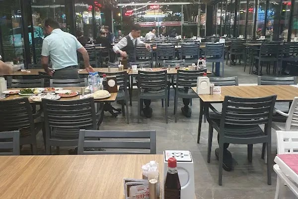 Zeki Usta Kebap Kenanevren Şubesi - Resim 16