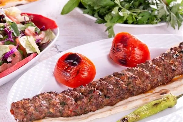 Zeki Usta Kebap Kenanevren Şubesi - Resim 5