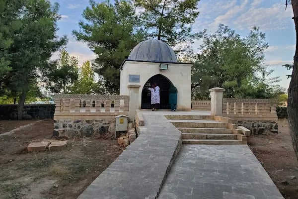 Hz. Rahime Türbesi - Resim 1