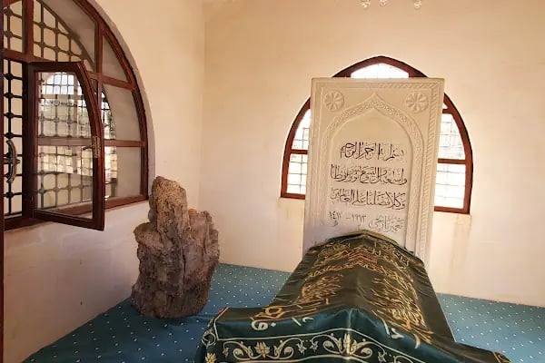 Hz. Rahime Türbesi - Resim 3