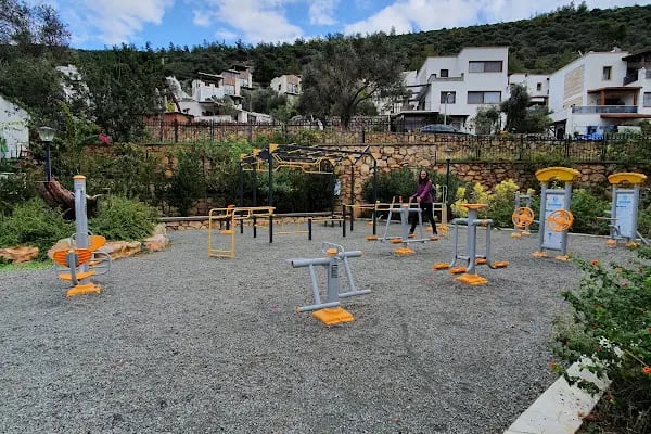 CEBA Play House &amp; Garden - Resim 9