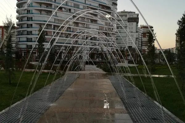 Sivasli Ali Kemal Parki - Resim 18