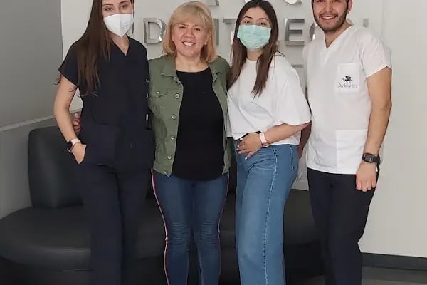 DentLeon Ağız Diş Sağlığı İmplant Polikliniği Bornova - Resim 8