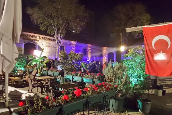 Yunus Emre Cafe Ataköy - Resim 9