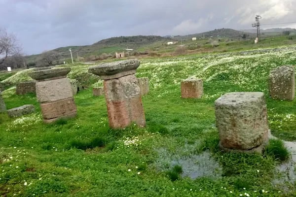 Asklepieion Otoparkı - Resim 15
