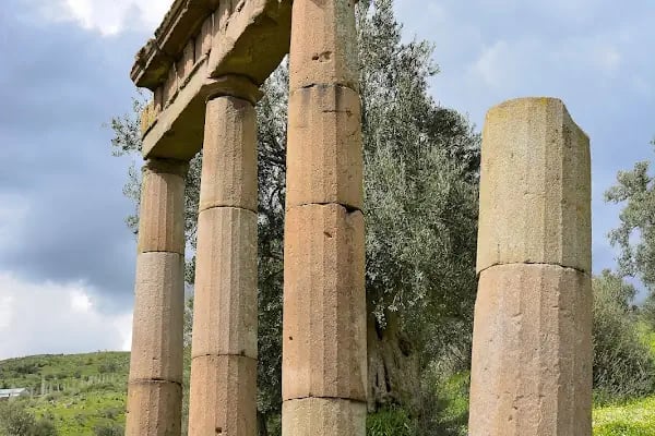Asklepieion Otoparkı - Resim 12