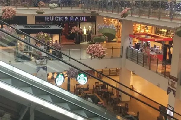 Flyinn Alışveriş ve Yaşam Merkezi - Resim 9