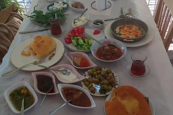 Asmaaltı Köy Kahvaltısı-Ev Pansiyonu-Bungalow - Resim 8