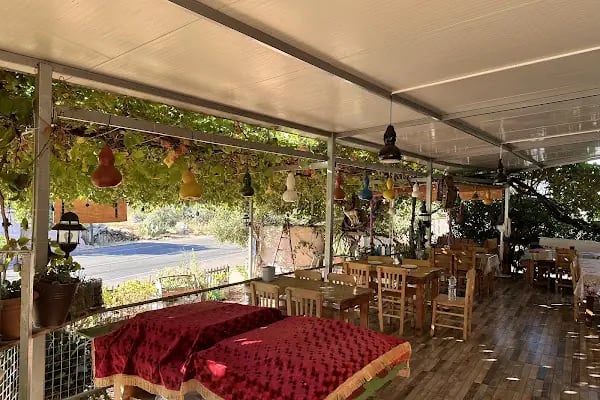 Asmaaltı Köy Kahvaltısı-Ev Pansiyonu-Bungalow - Resim 2
