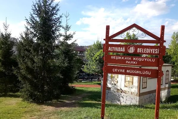 Beşikkaya Koşuyolu Parkı - Resim 3