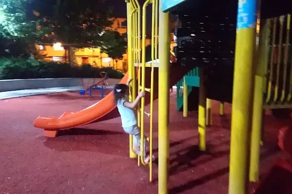 Beşikkaya Koşuyolu Parkı - Resim 17