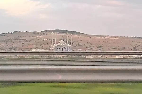 Haznevi Yeni Cami Ve Külliyesi - Resim 2