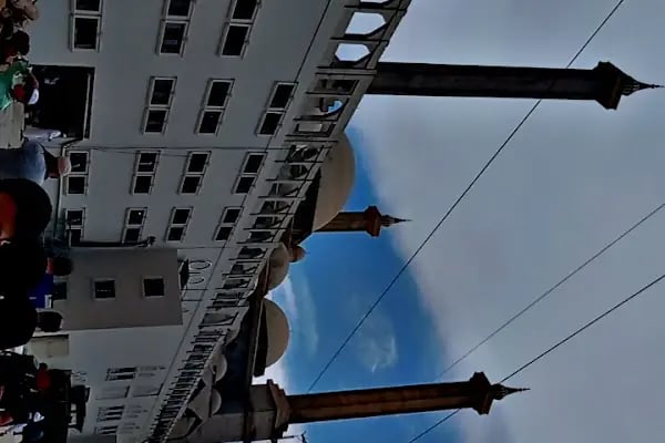 Haznevi Yeni Cami Ve Külliyesi - Resim 12